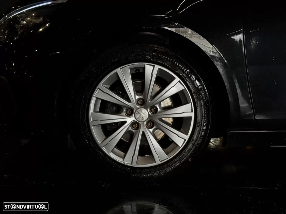 Peugeot 308 SW 1.5 BlueHDi Style - 14