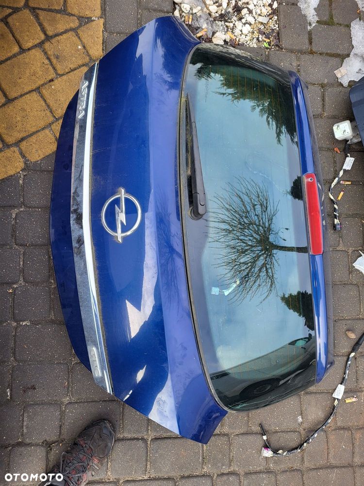 Tylna klapa bagażnika opel astra h gtc  lakier  z 21b - 1