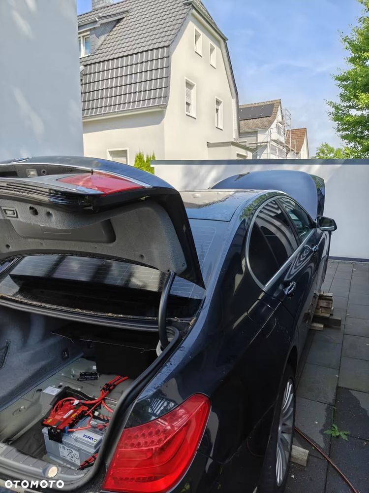 BMW Seria 7 740d xDrive - 10