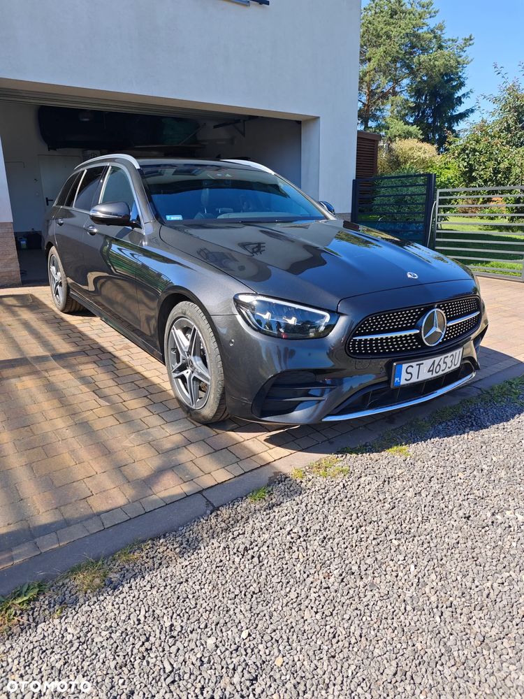 Mercedes-Benz Klasa E 300 Business Edition - 1