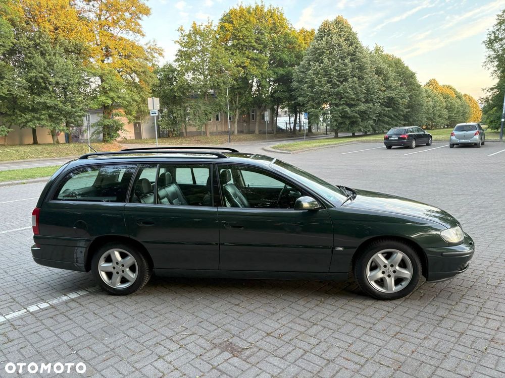 Opel Omega 2.2 Elegance - 4