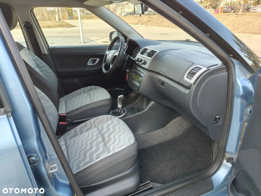 Skoda Fabia - 10
