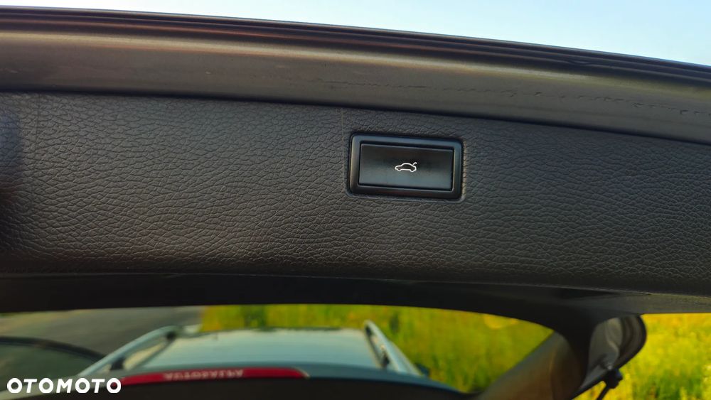 Volkswagen Passat Variant 2.0 Blue TDI DSG SCR Highline - 11