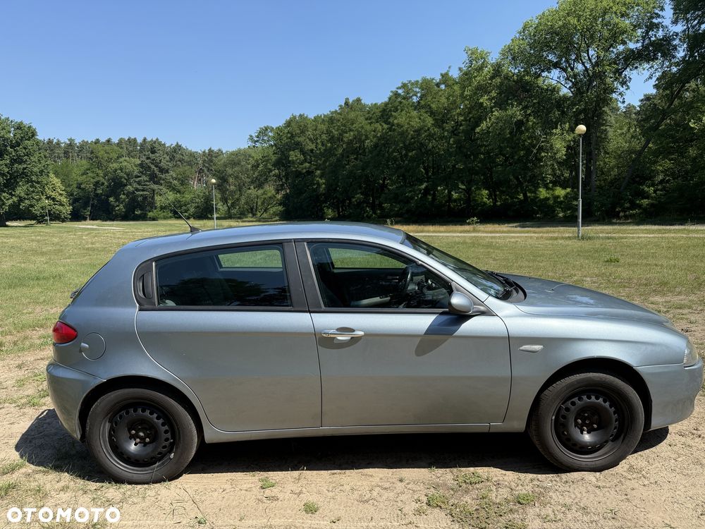 Alfa Romeo 147 - 4