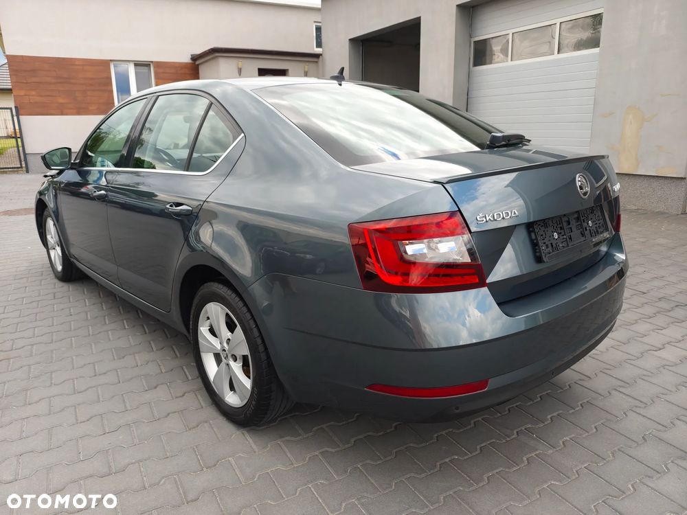 Skoda Octavia 1.5 TSI ACT DSG Ambition - 3