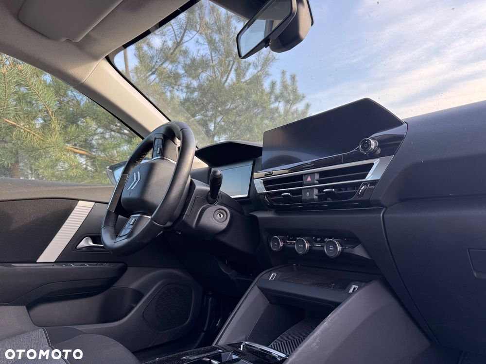 Citroën C4 BlueHDi 130 Stop&Start EAT8 FEEL PACK - 6