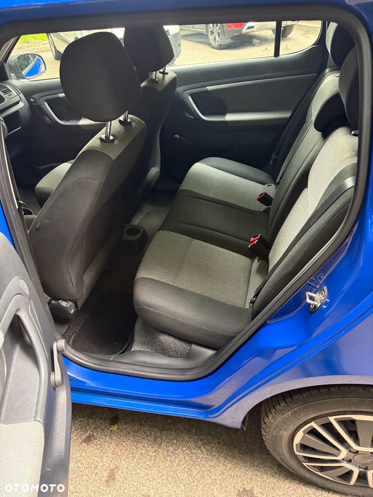Skoda Fabia 1.2 HTP - 10