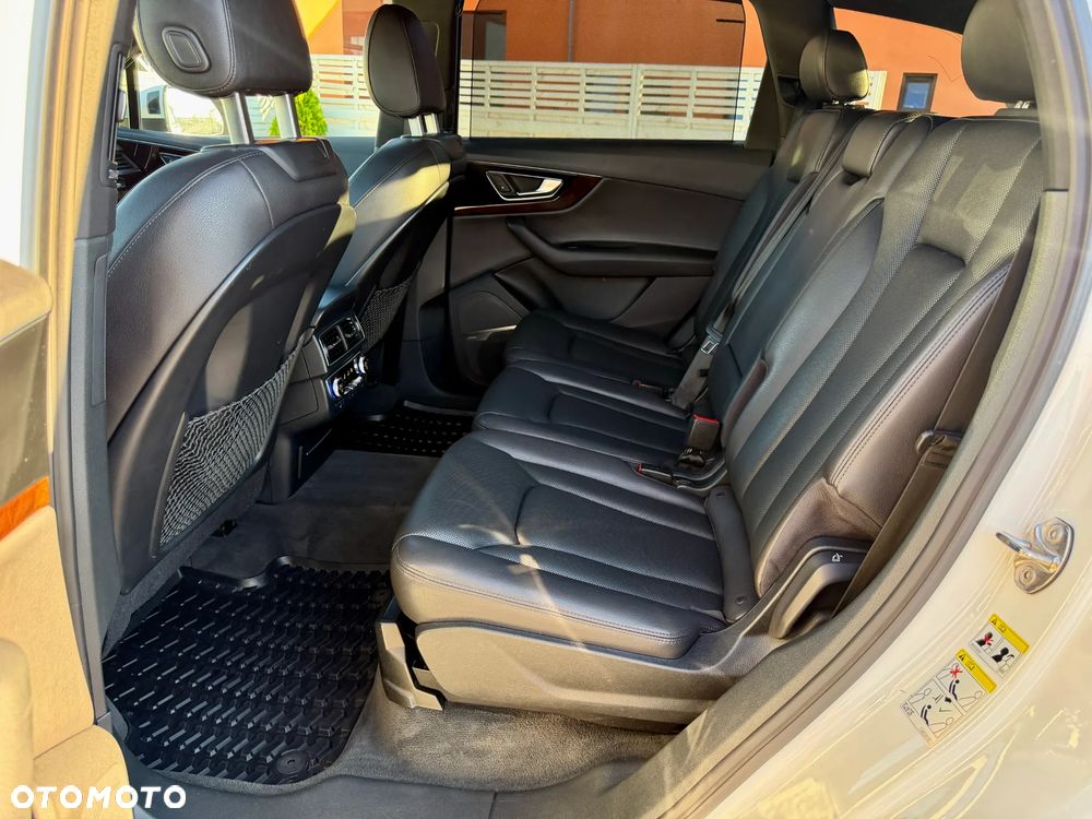 Audi Q7 55 TFSI quattro tiptronic - 20