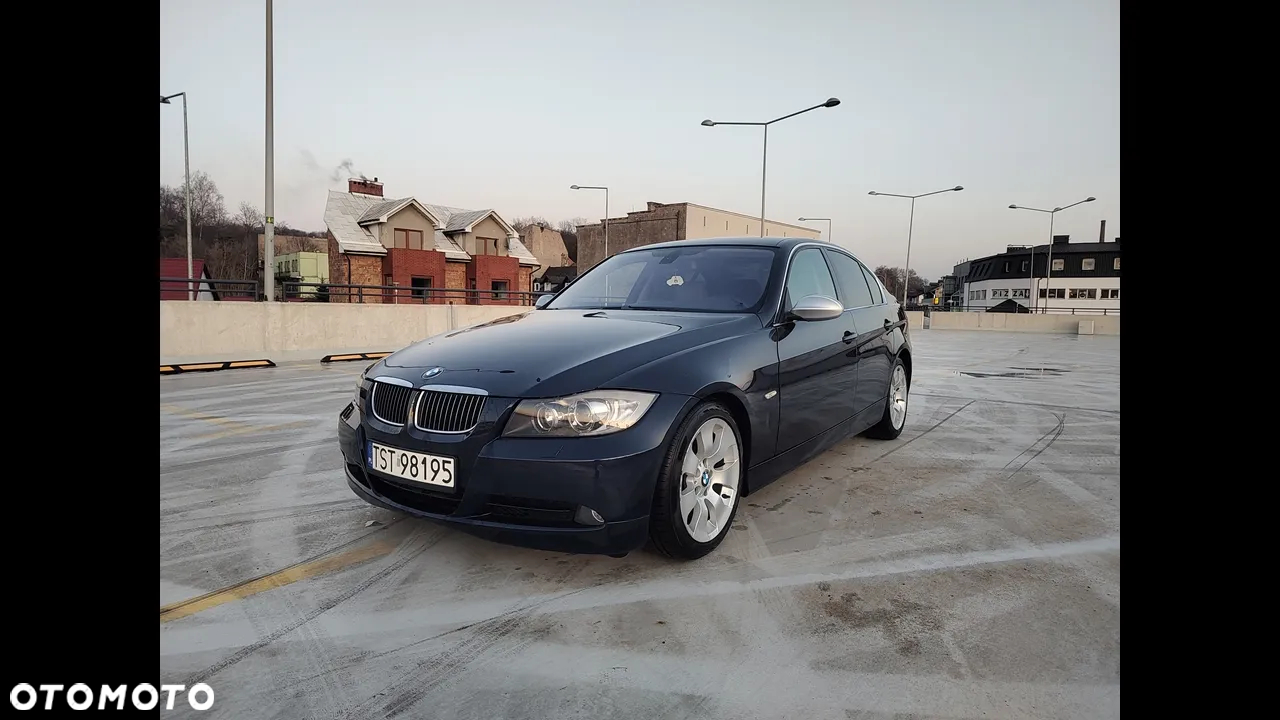 BMW Seria 3 330xi - 19