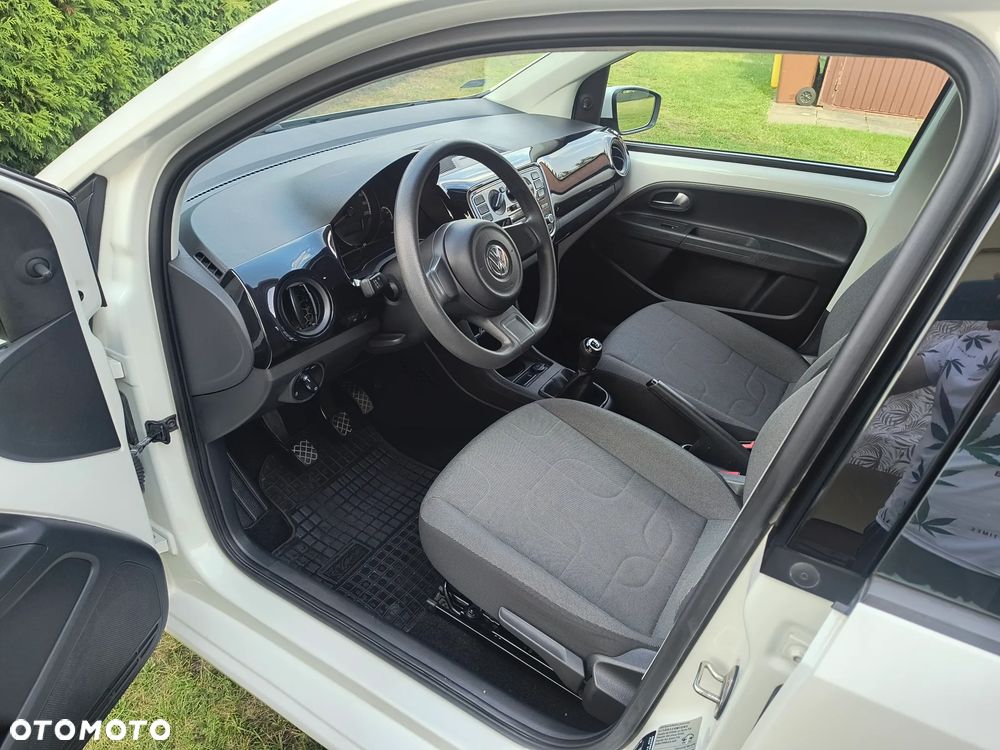 Volkswagen up! - 9