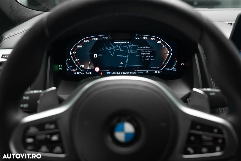 BMW M8 M850i xDrive AT - 24