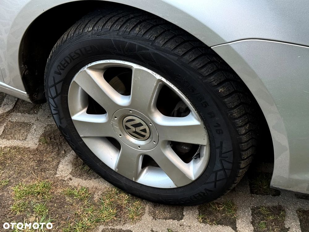 Volkswagen Touran 1.9 TDI Trendline - 35