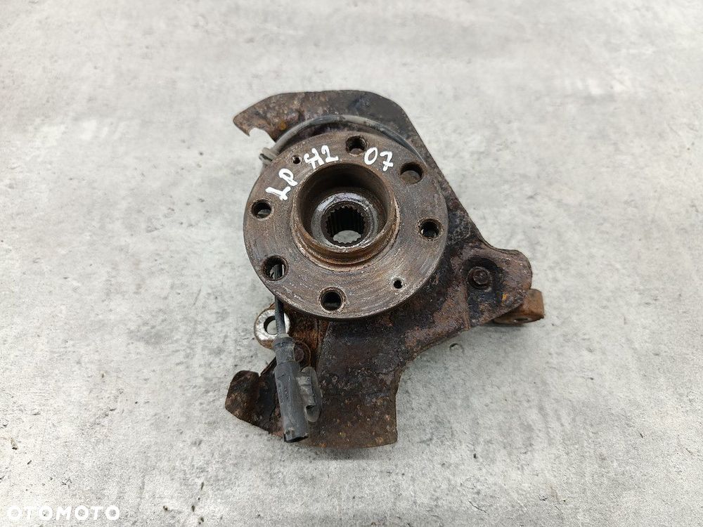 ZWROTNICA LEWY PRZÓD OPEL CORSA D 1.2 16V - 2