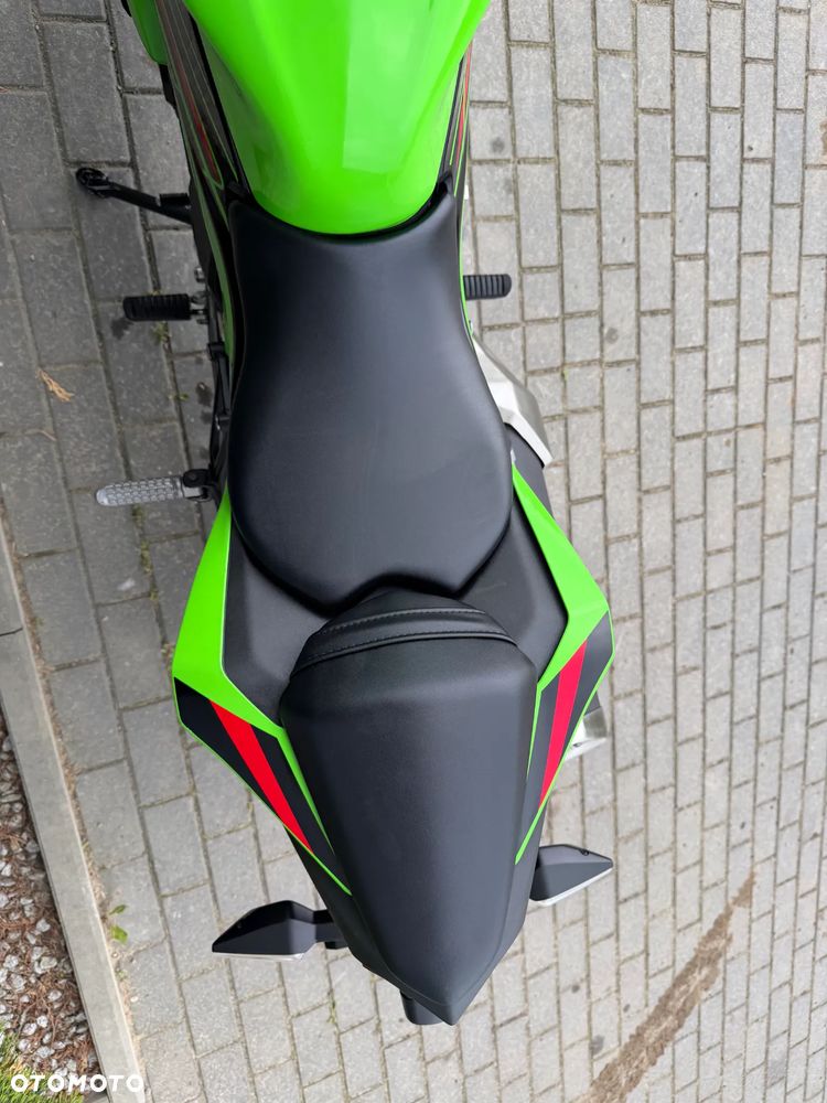 Kawasaki Ninja - 36