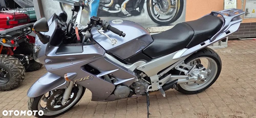 Yamaha FJR - 20