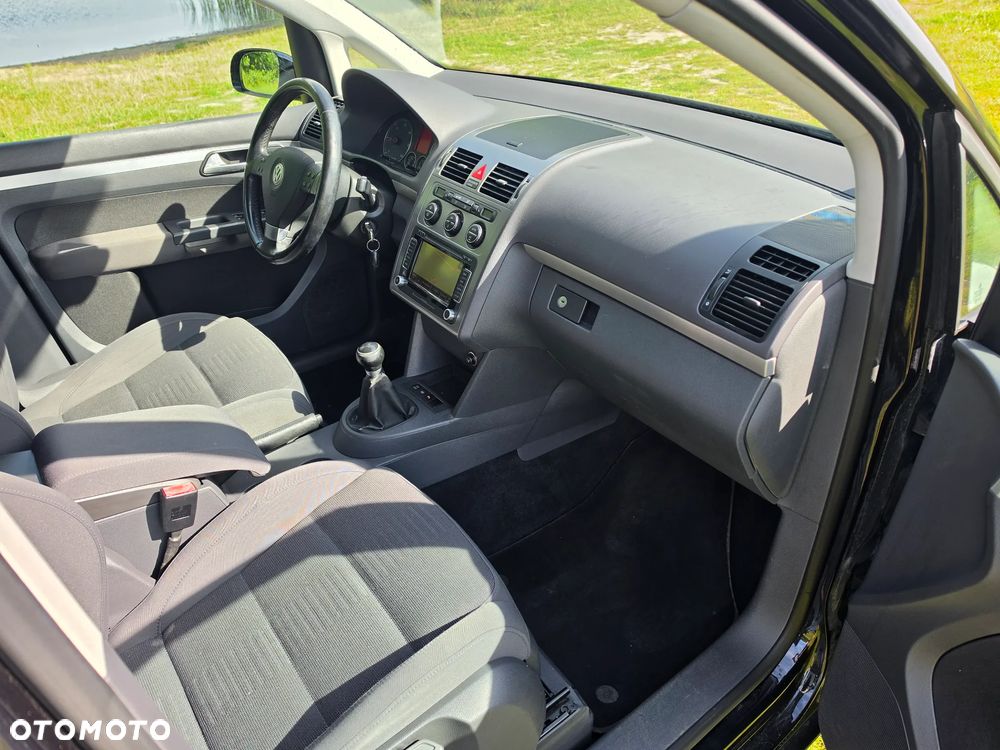 Volkswagen Touran 2.0 TDI United - 11