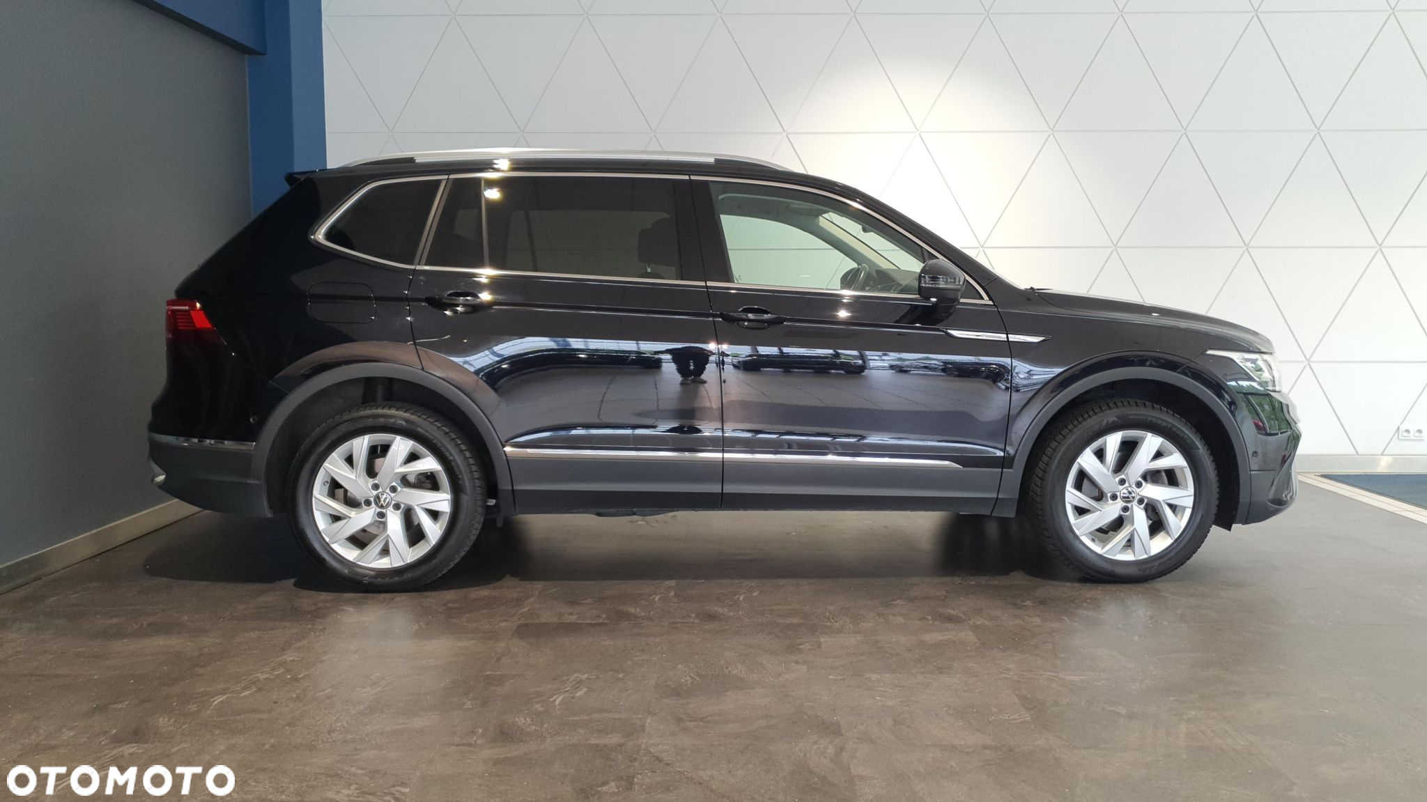 Volkswagen Tiguan Allspace 2.0 TDI 4Mot Elegance DSG - 6