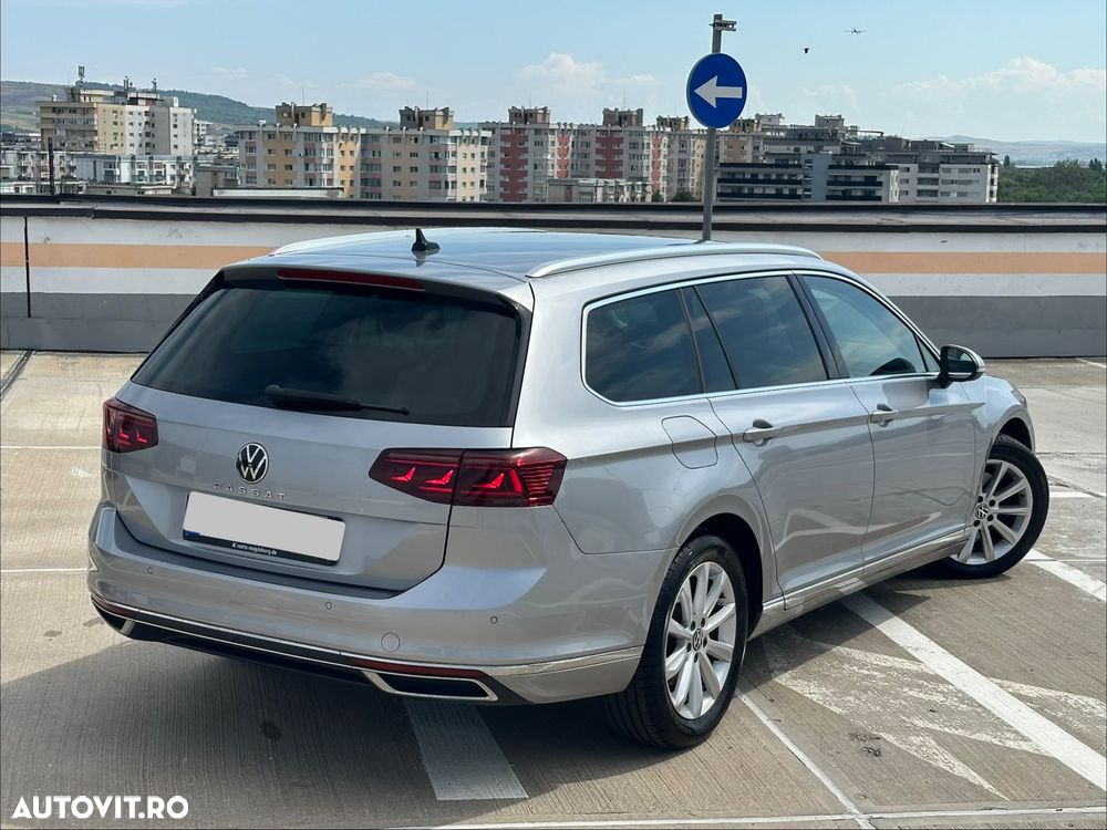 Volkswagen Passat 2.0 TDI DSG Highline - 3