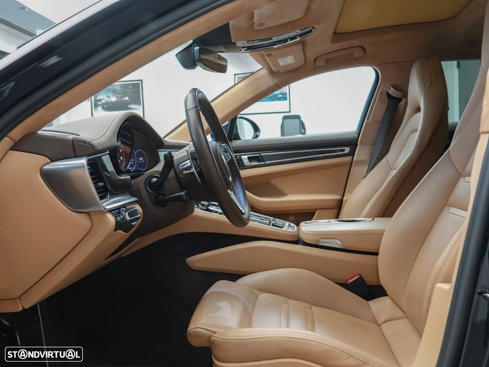 Porsche Panamera Sport Turismo Turbo - 22