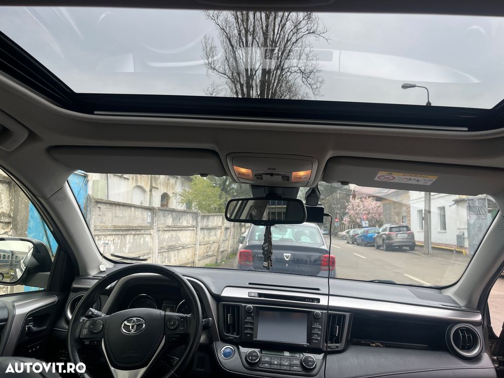 Toyota RAV4 2.5 VVT-i 4x4 Luxury - 14