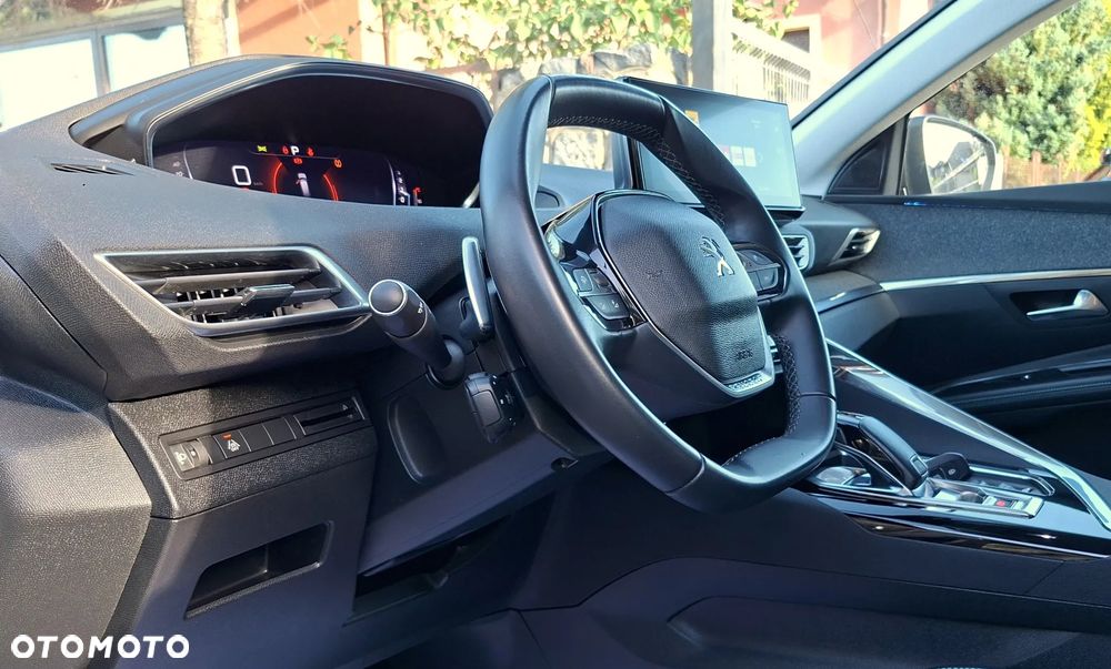 Peugeot 5008 BlueHDi 130 EAT8 Allure - 26