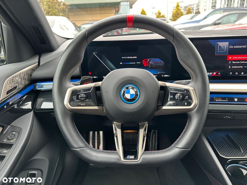 BMW i5 83.9kWh M60 xDrive - 20