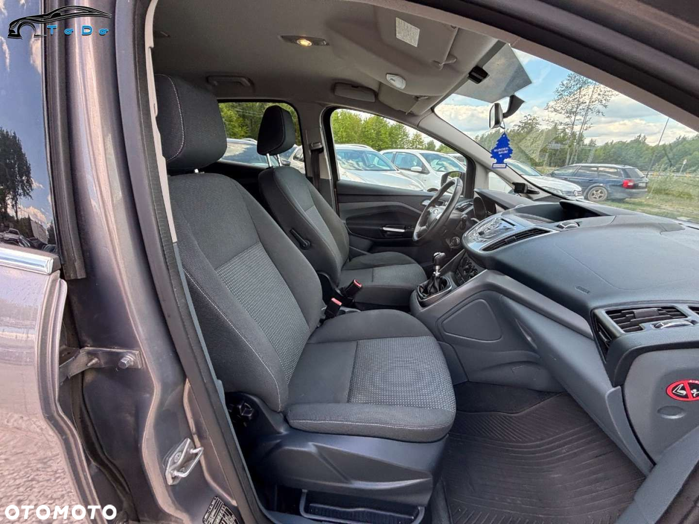 Ford C-MAX 1.6 EcoBoost Titanium ASS - 19