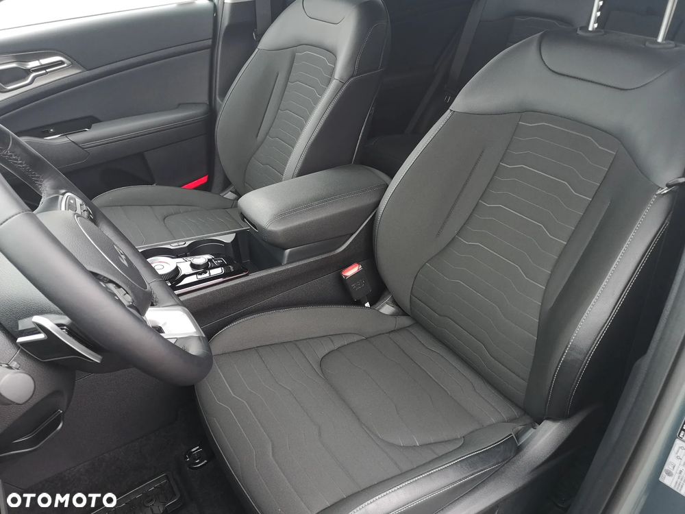 Kia Sportage ver-1-6-t--gdi-mhev-business-line-2wd-dct - 21