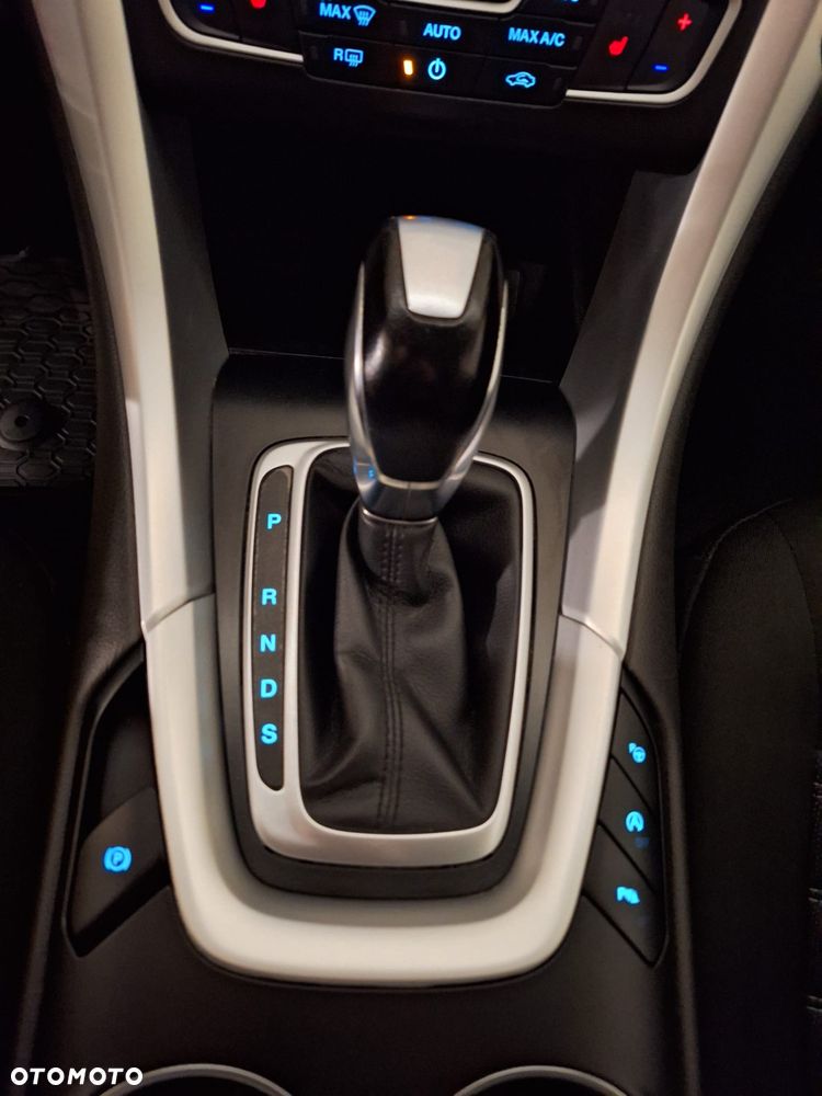 Ford Mondeo 2.0 TDCi Trend PowerShift - 16