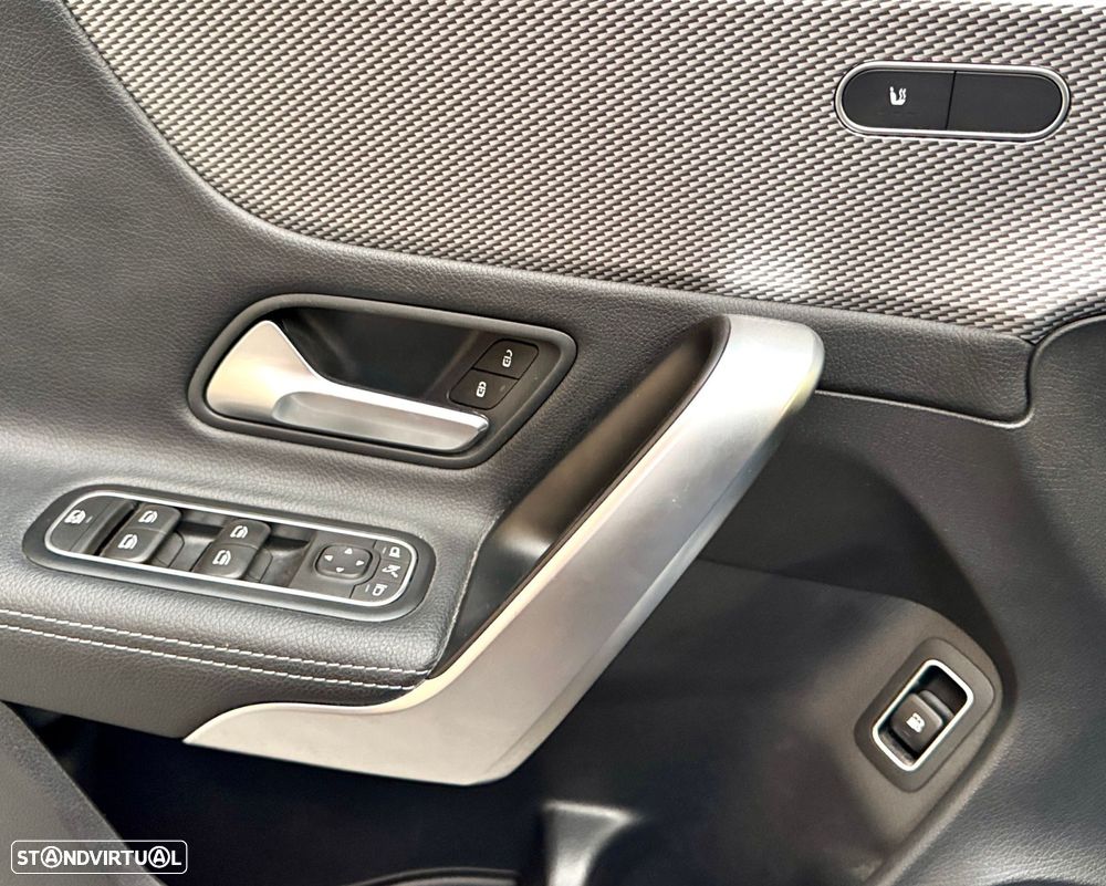 Mercedes-Benz CLA 250 - 17