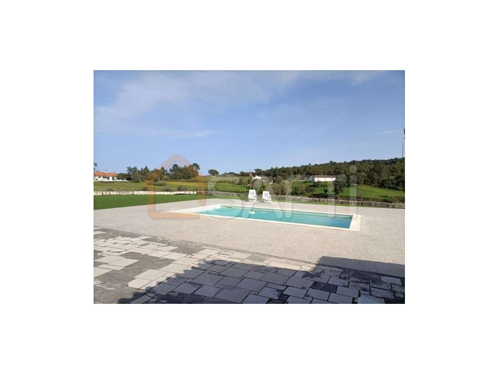 Moradia T6 com Piscina e Vista deslumbrante sobre a Serra - Grande imagem: 4/30