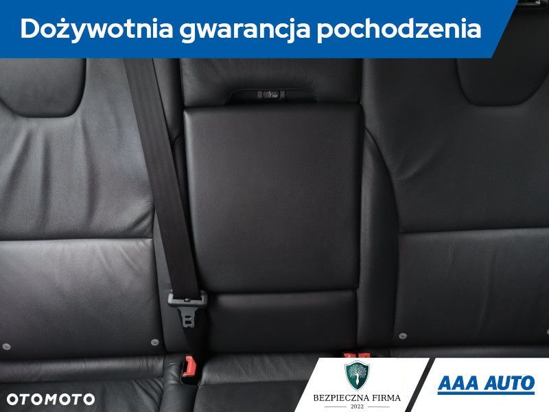 Volvo XC 60 - 12