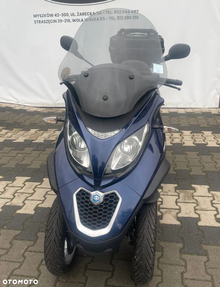 Piaggio MP-3 - 11