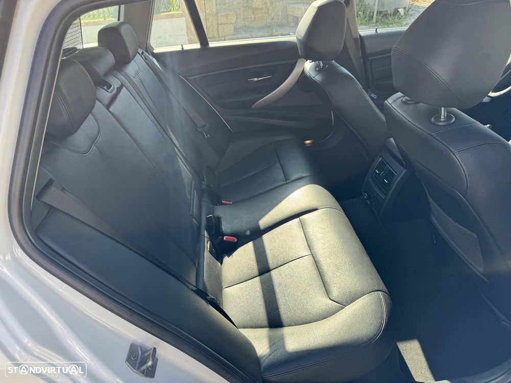 BMW 318 d Edition Luxury Line Purity - 20