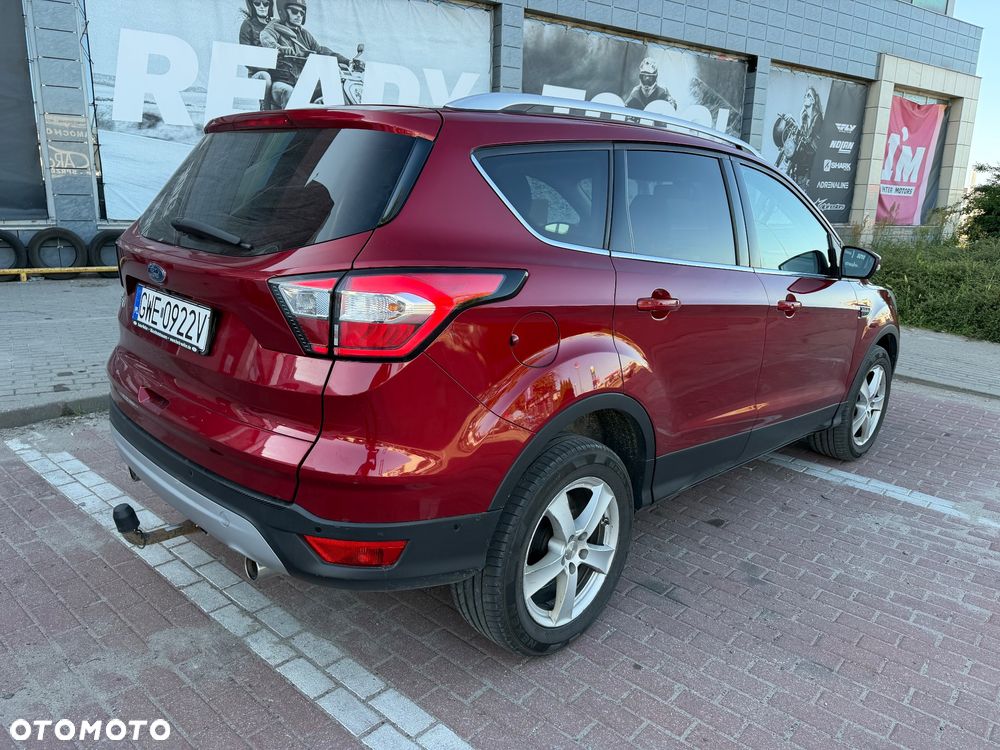 Ford Kuga 1.5 EcoBoost 2x4 Titanium - 18