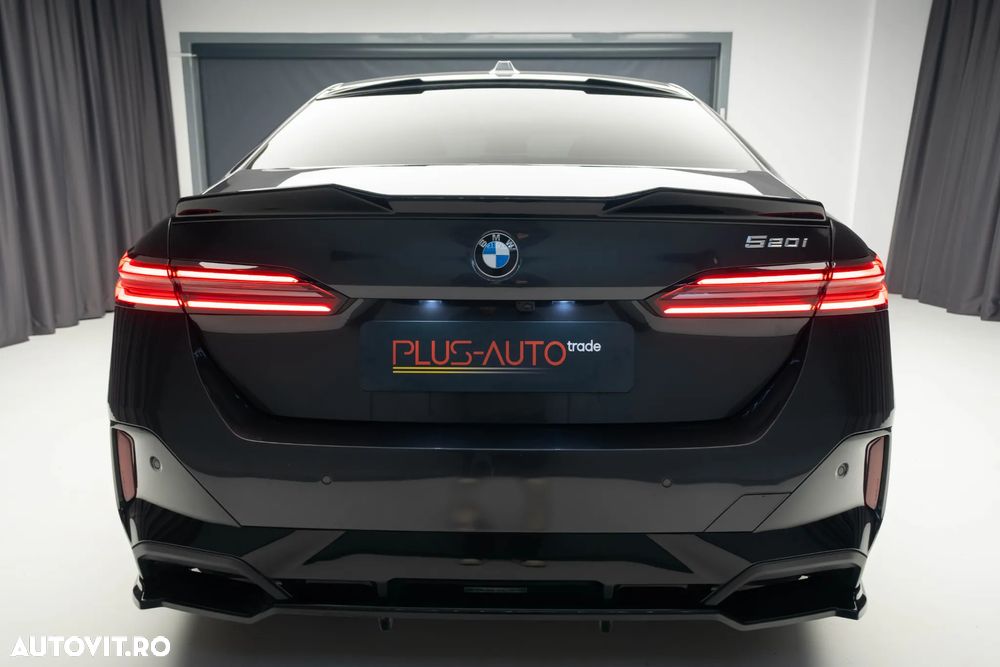 BMW Seria 5 520i Aut. - 6