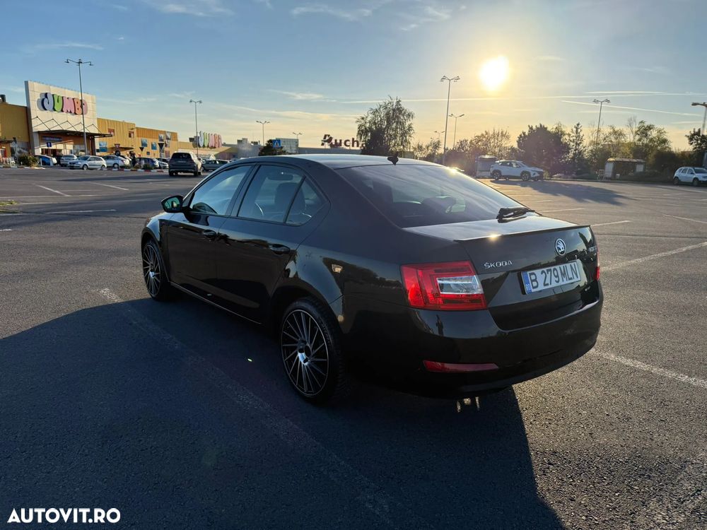 Skoda Octavia 2.0 TDI 4x4 DSG Style - 1