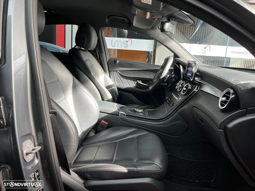 Mercedes-Benz GLC 250 d Coupé AMG Line 4-Matic - 19