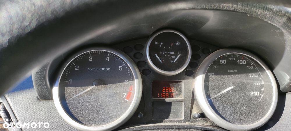 Peugeot 207 75 Filou - 9