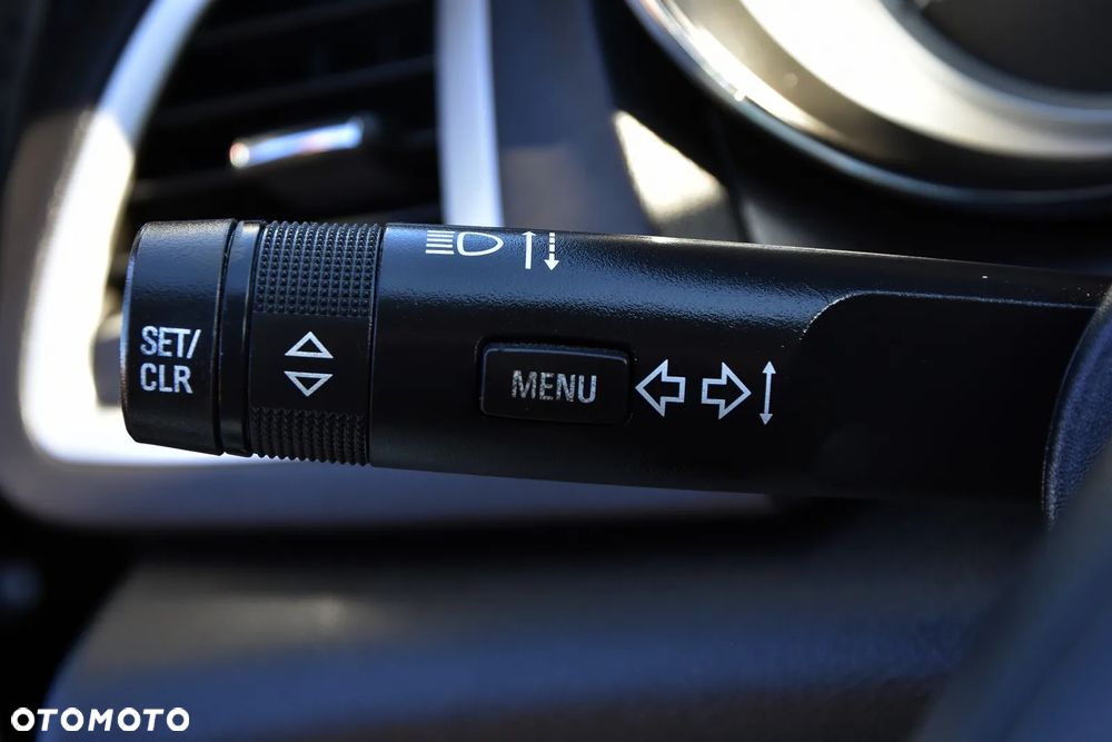 Opel Astra 1.4 T Cosmo EU6 - 17