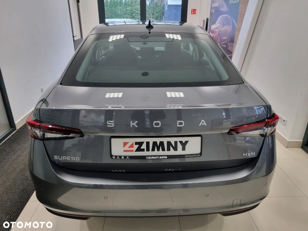 Skoda Superb 2.0 TSI Selection DSG - 10