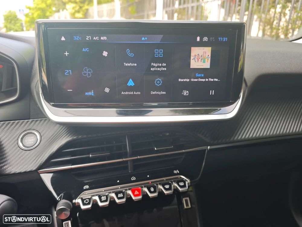 Peugeot e-208 Allure - 19