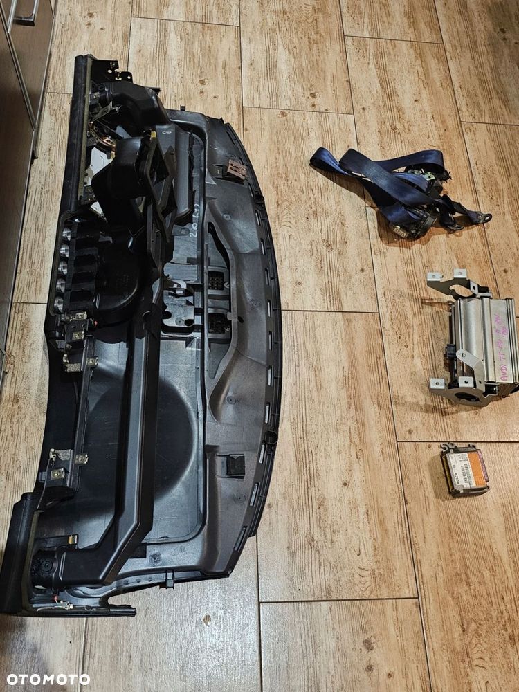 DESKA KOKPIT AIRBAG KONSOLA AUDI TT 8N 00 EU - 9