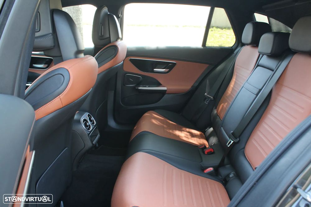 Mercedes-Benz C 300 e AMG Line - 39