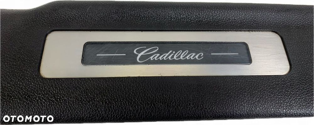 P2 CADILLAC ESCALADE IV 2014 - LISTWA PROGOWA NAKŁADKA LEWA TYŁ 23475158 - 11