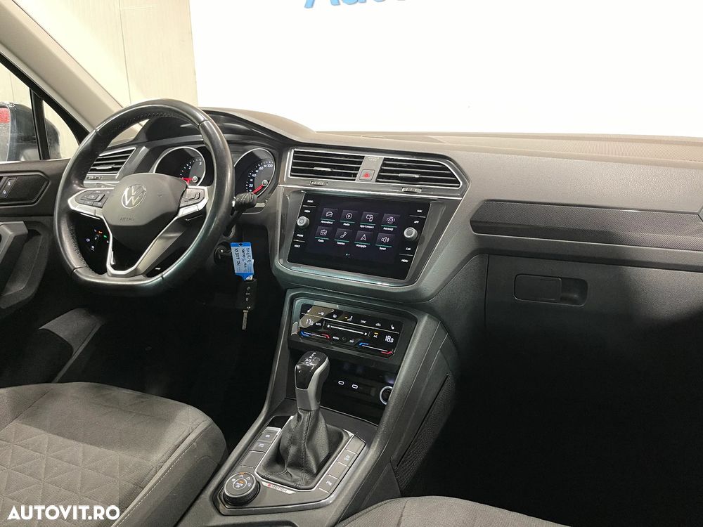 Volkswagen Tiguan 2.0 TDI SCR 4MOTION DSG Life - 9