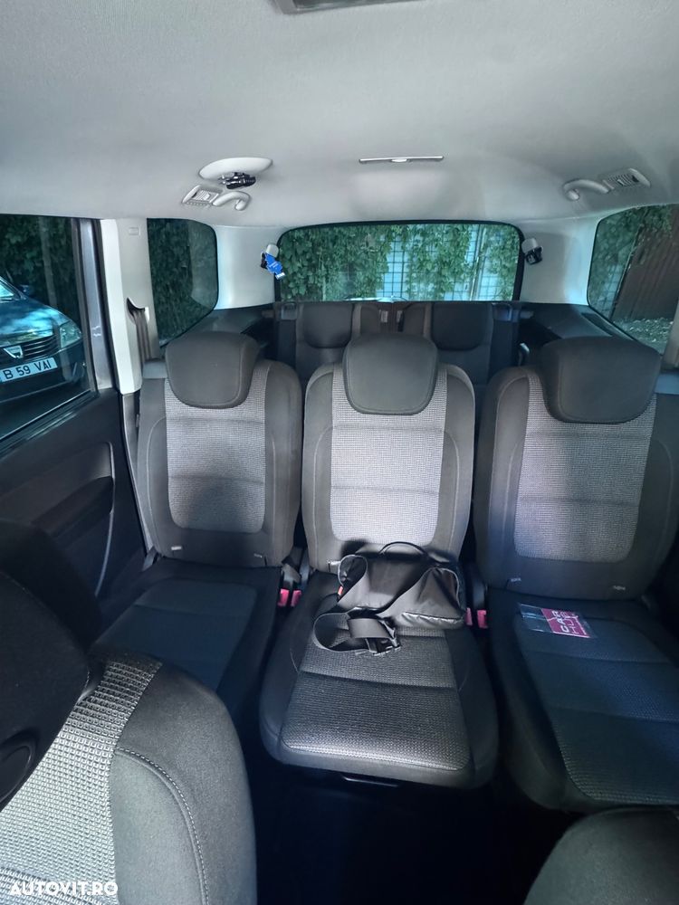 Volkswagen Sharan 2.0 TDI DSG BlueMotion Technology Comfortline - 10