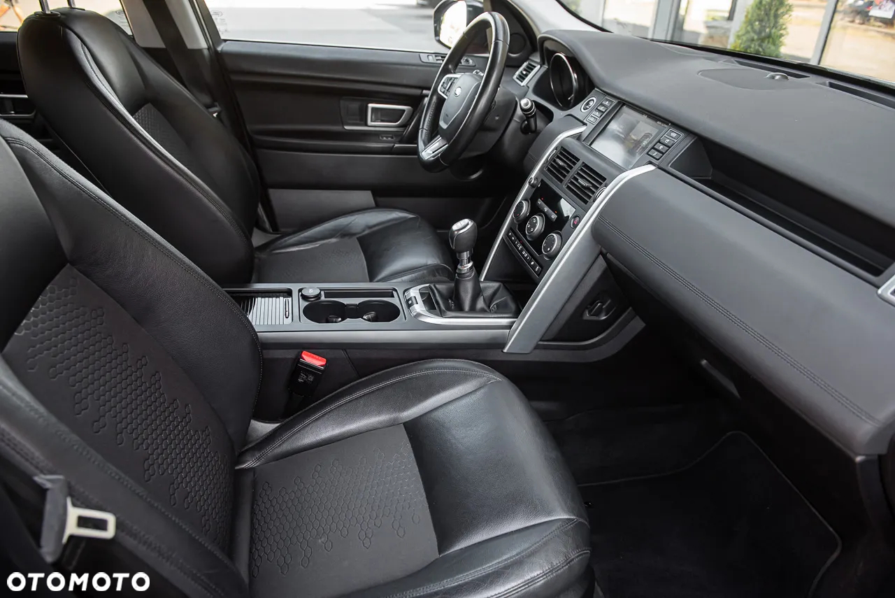 Land Rover Discovery Sport - 29