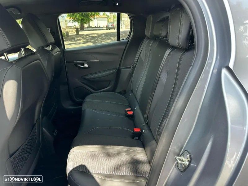 Peugeot e-208 50 kWh GT Pack - 29