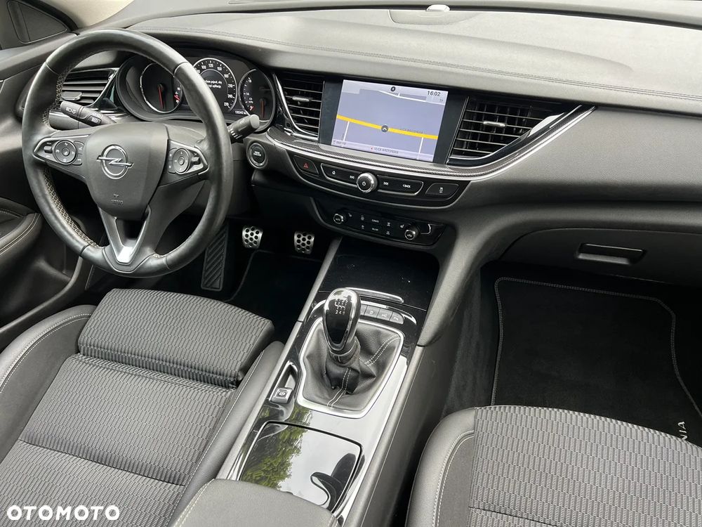 Opel Insignia - 23